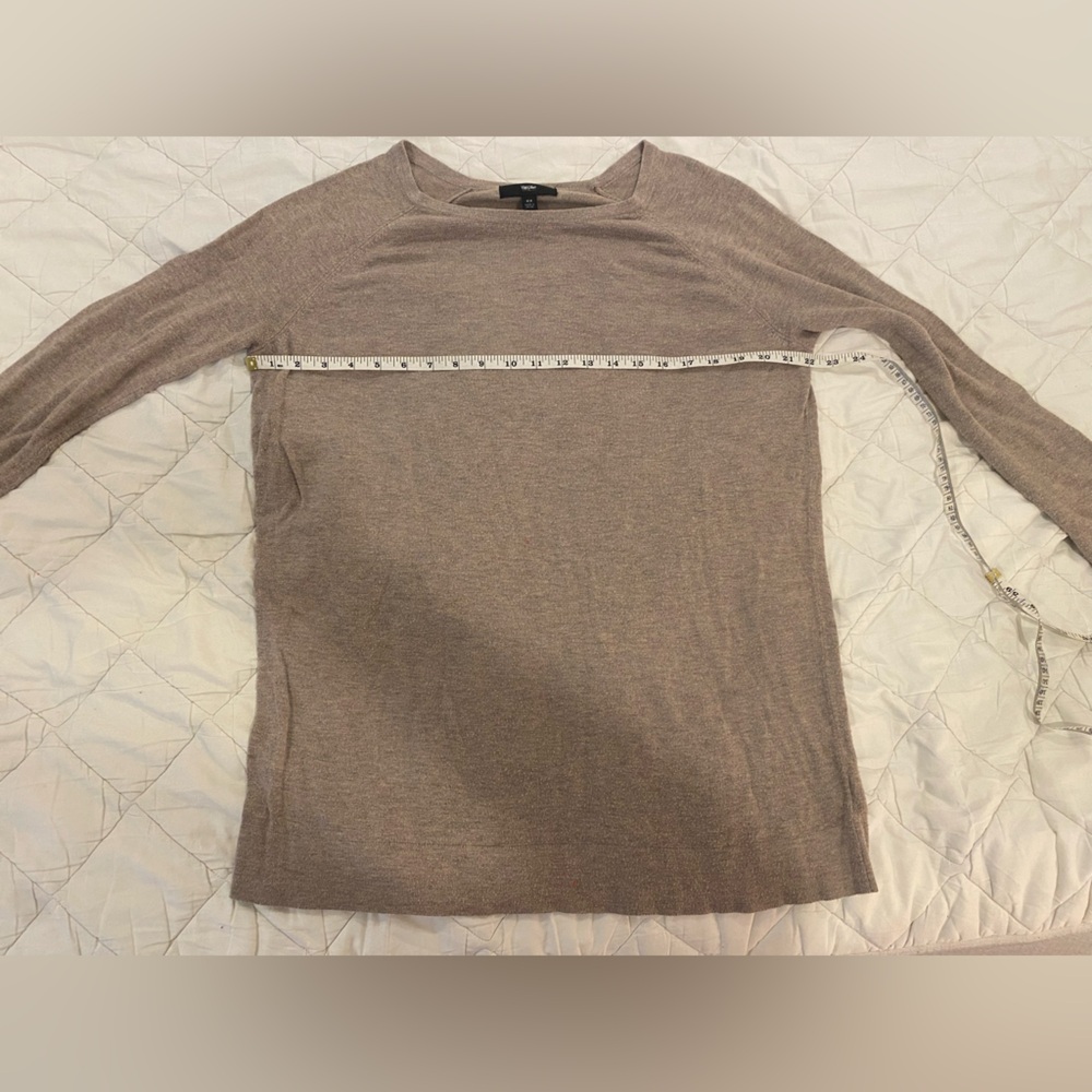 Mossimo Taupe Long Sleeve Sweater Size L – Women’s Lightweight Knit Top - Picture 3 of 5